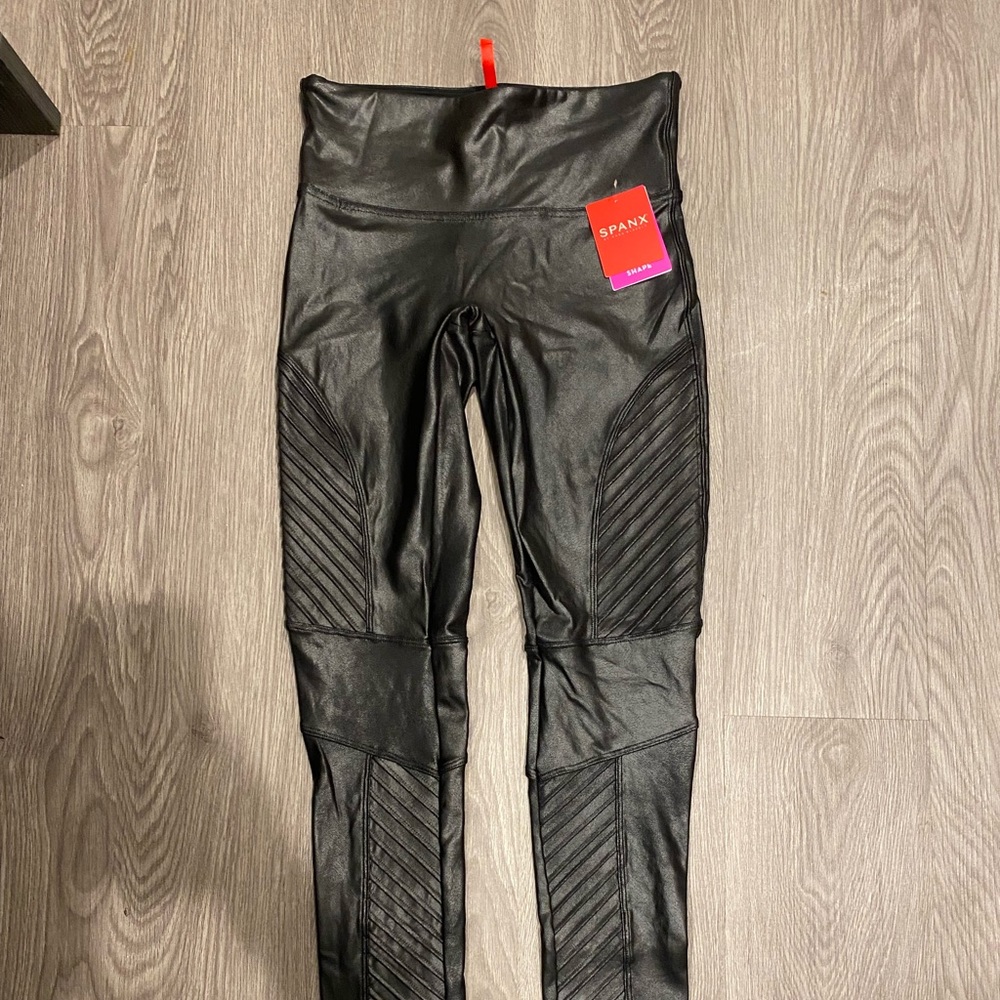 Spanx black leather ribbed leggings
